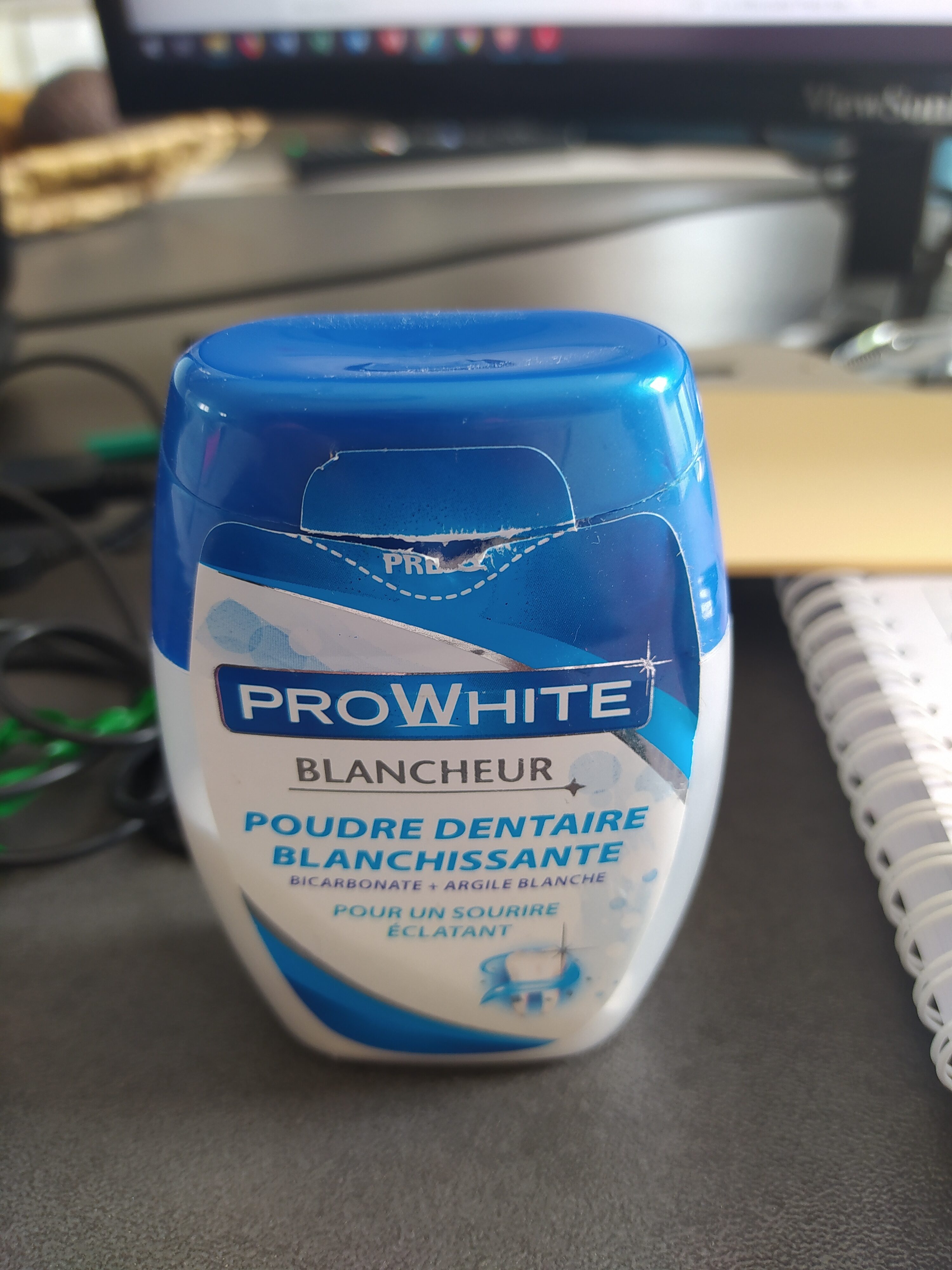 Poudre dentaire blanchissante - Product - fr