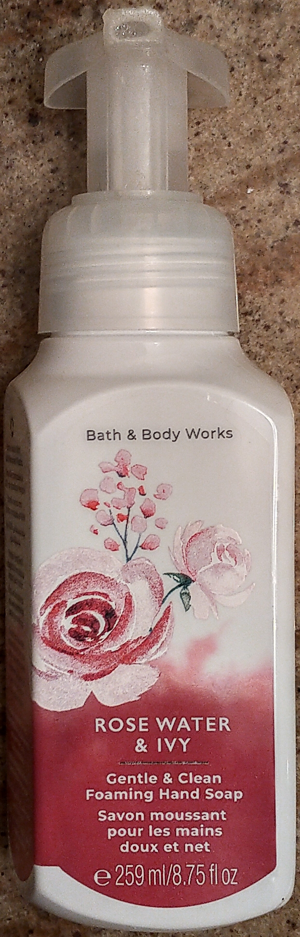 Rose Water & Ivy Gentle & Clean Foaming Hand Soap - Tuote - en