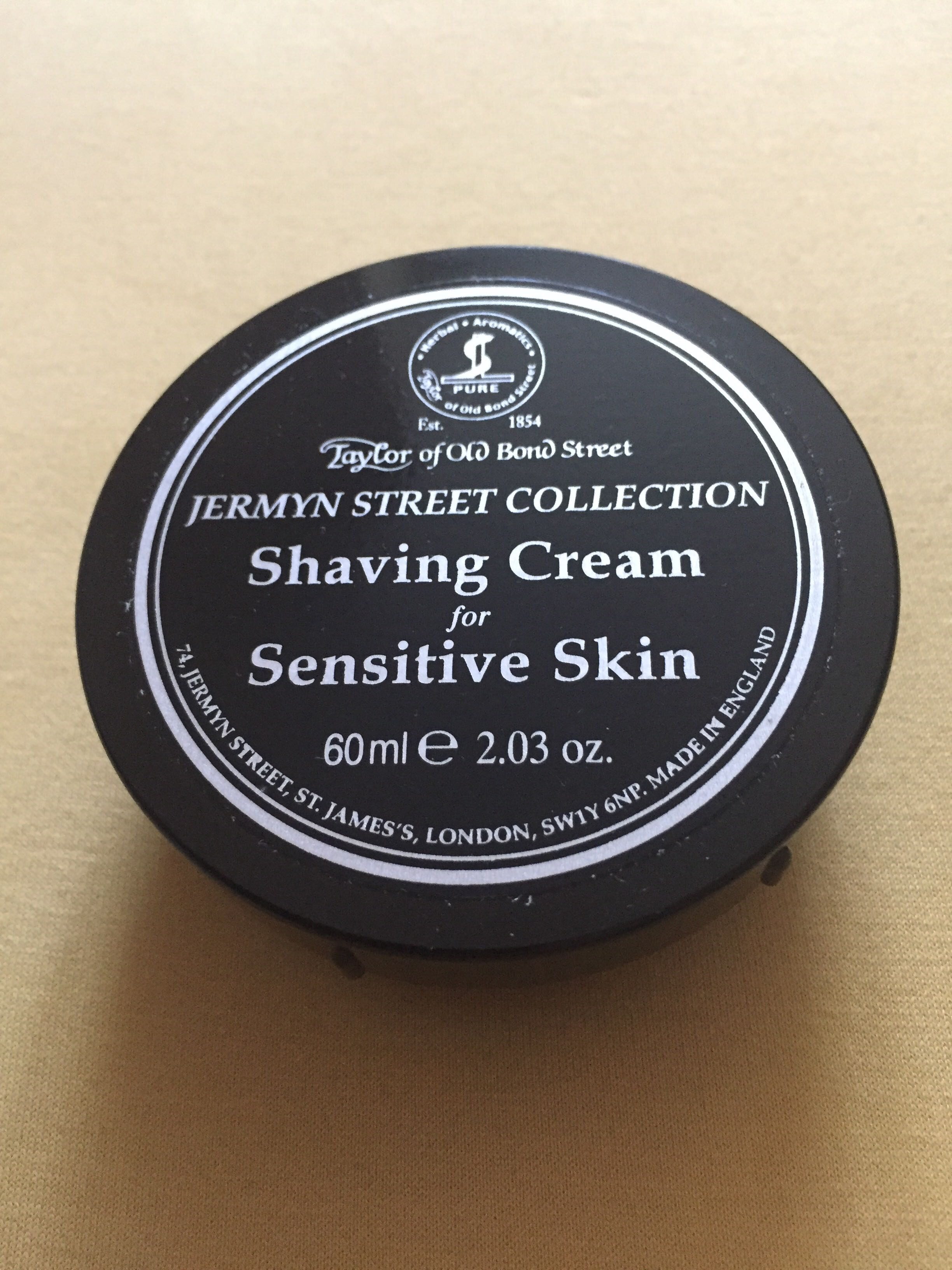 Shaving Cream for Sensitive Skin - نتاج - fr