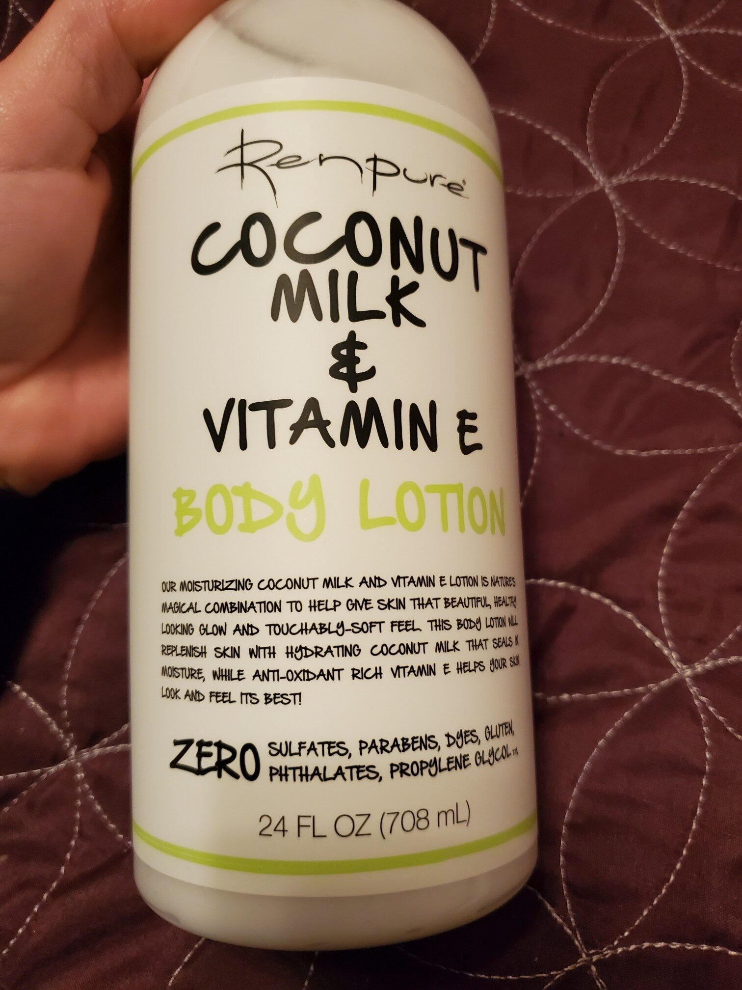 Coconut milk & vitamin E body lotion - Product - en