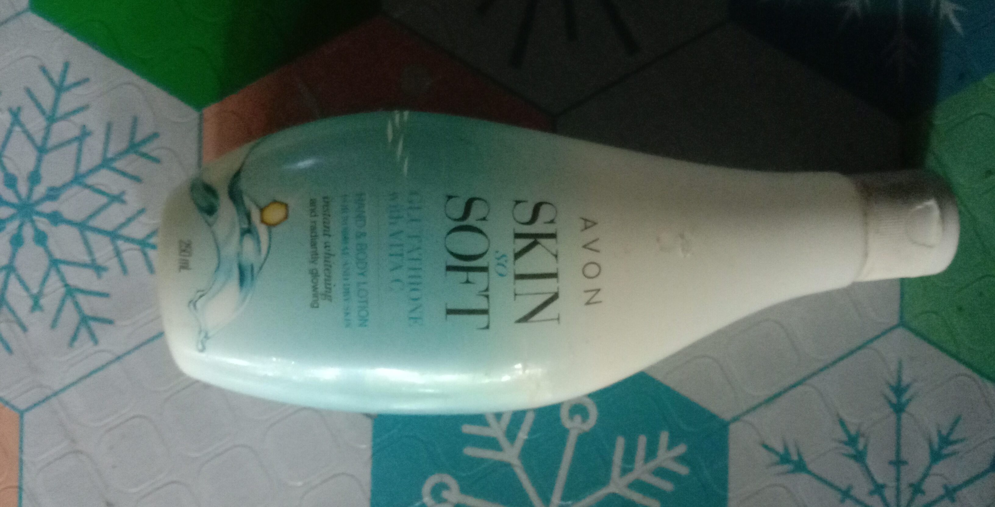 Avon Skin so Soft - Product - en