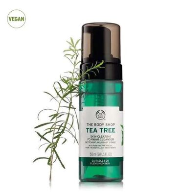 Tea Tree skin clearing foaming cleanser - 1