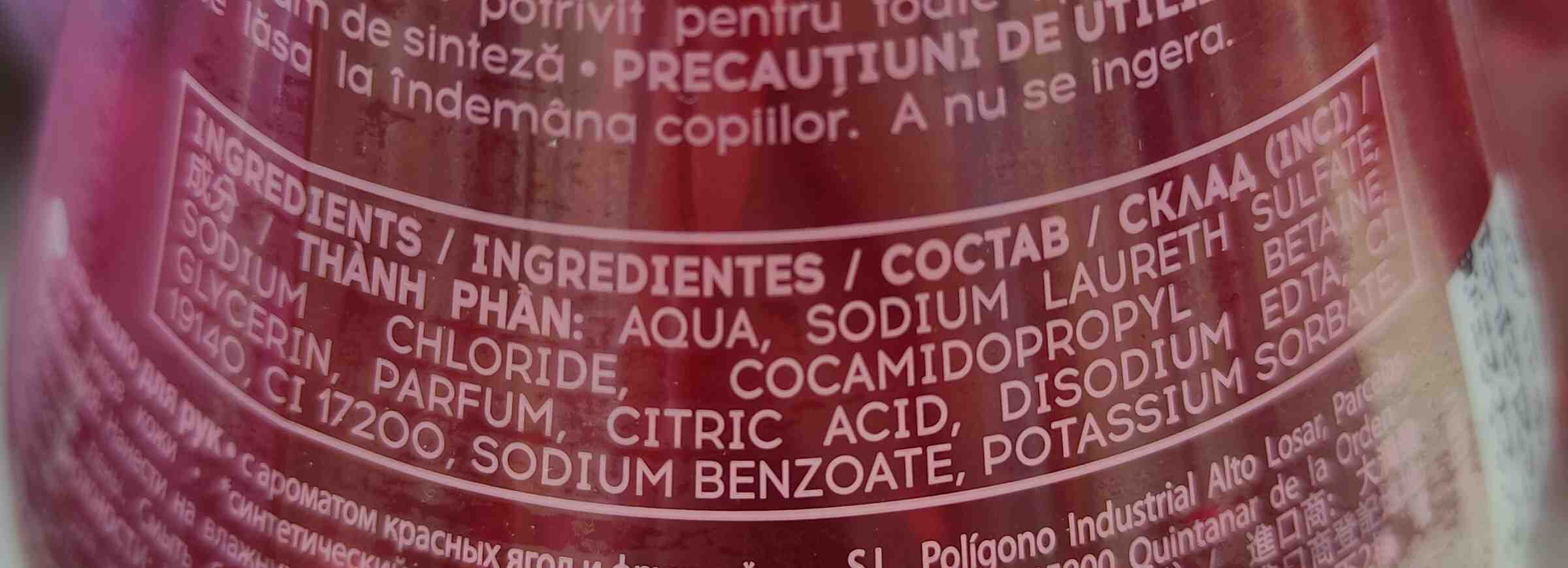 Cosmia gel lavant mains fruits rouges - Ingredientes - en