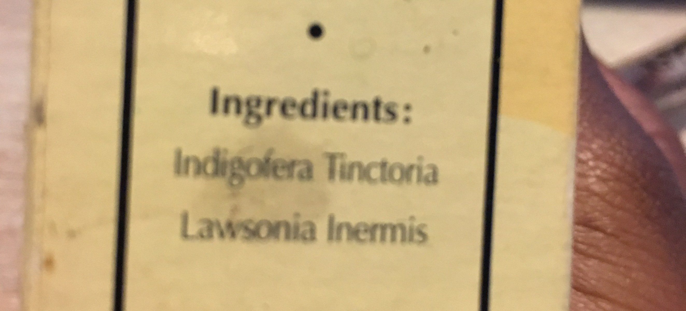 Henne - Ingredientes - fr