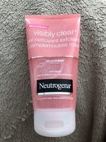 gel nettoyant exfoliant neutrogena - Produit - fr