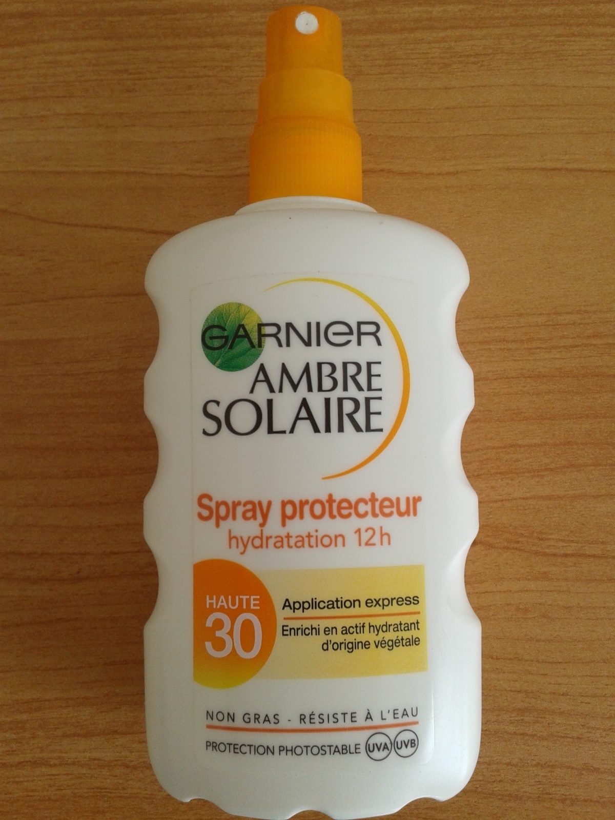 Ambre solaire Spray Protecteur hydratation 12H - Produit - fr