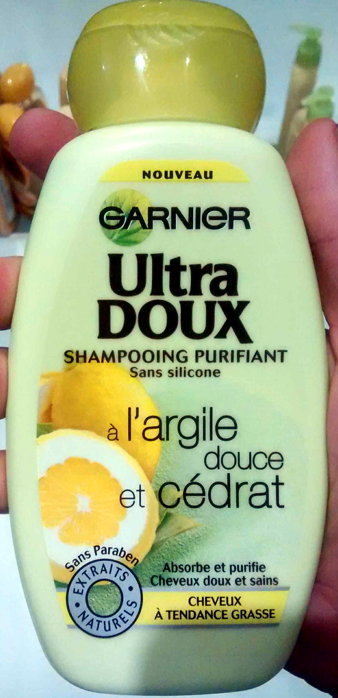 Shampooing purifiant sans silicone à l'argile douce et cédrat - Produit - fr