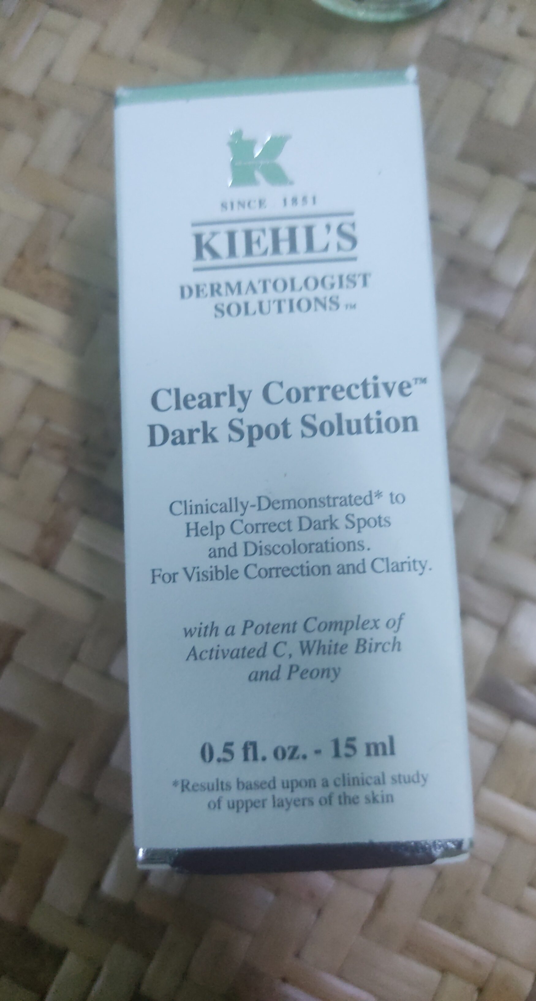 kiel's clearly corrective dark spot solution - Tuote - en
