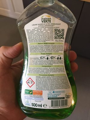 Liquide vaisselle ultra dégraissant aux huiles essentielles - Ingredientes - fr
