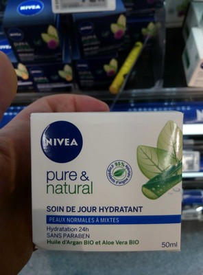 Pure & Natural Soin de jour hydratant - 3