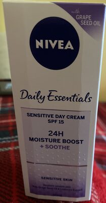 Nivea daily essentials sensitive day cream spf 15 - Produit - pl