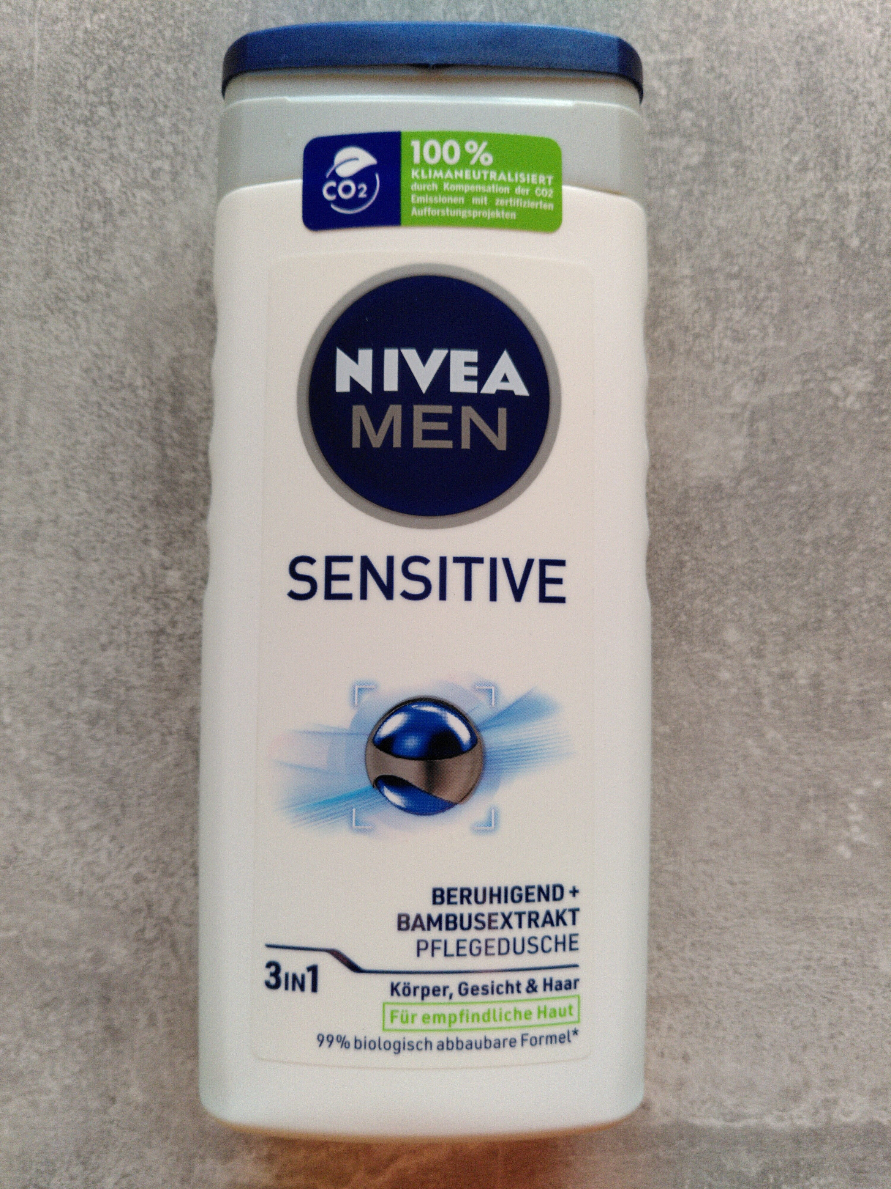 Nivea Men Sensitive - Product - en