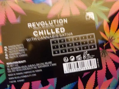 Chilled eyeshadow palette - Product - en