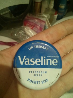 Lip therapy petroleum jelly pocket size - 1