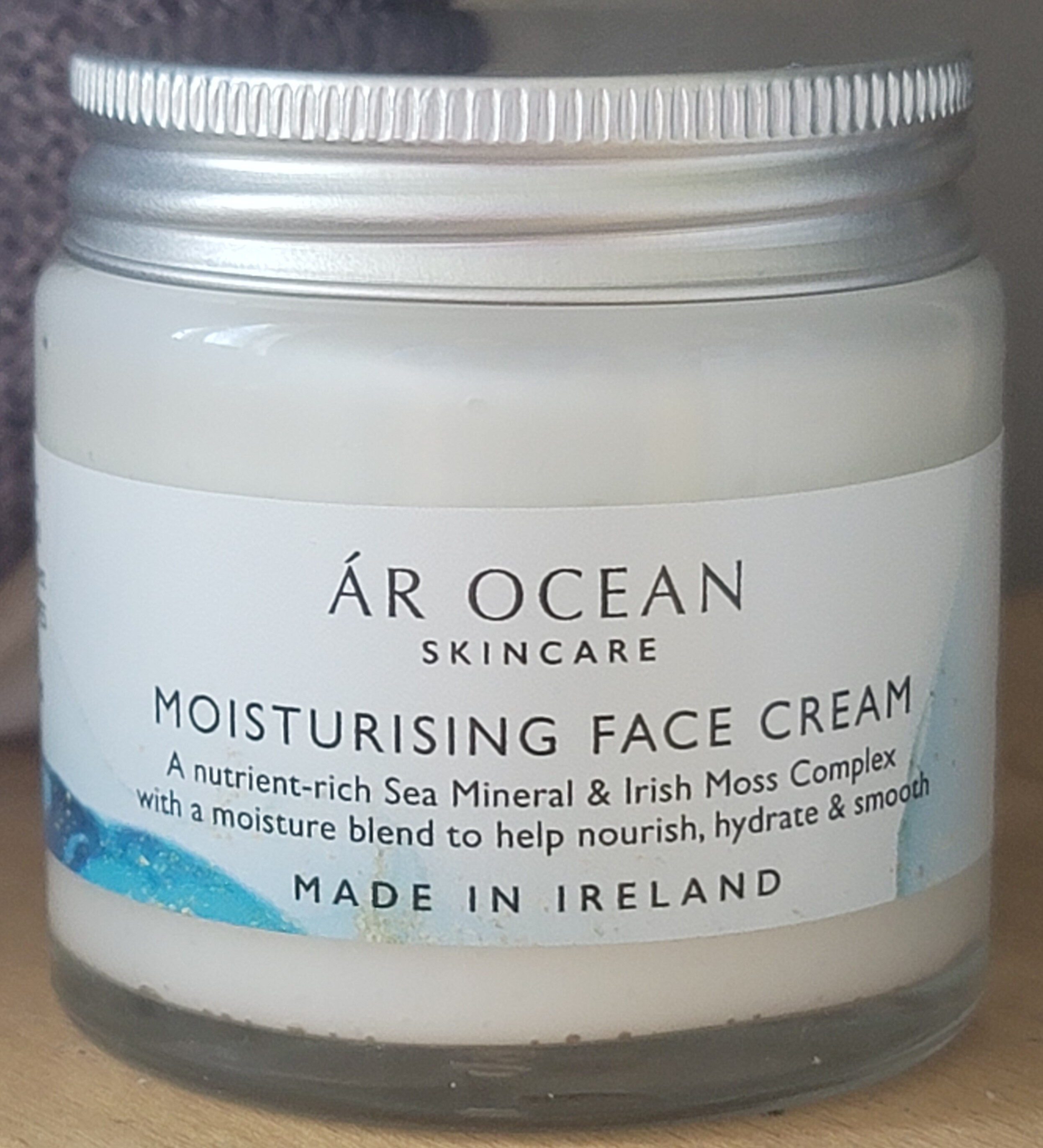 Moisturising Face Cream - Produkt - en
