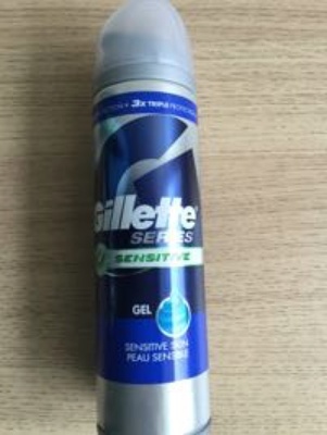 Gillette Sensitive Gel - Produkt - en