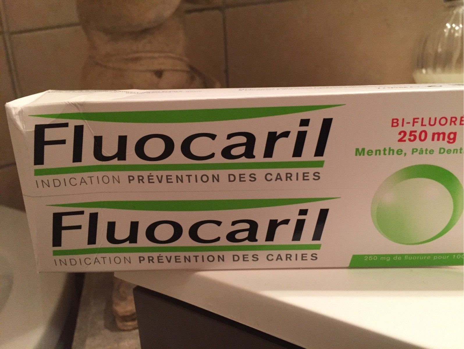 Fluocaril - Produto - fr