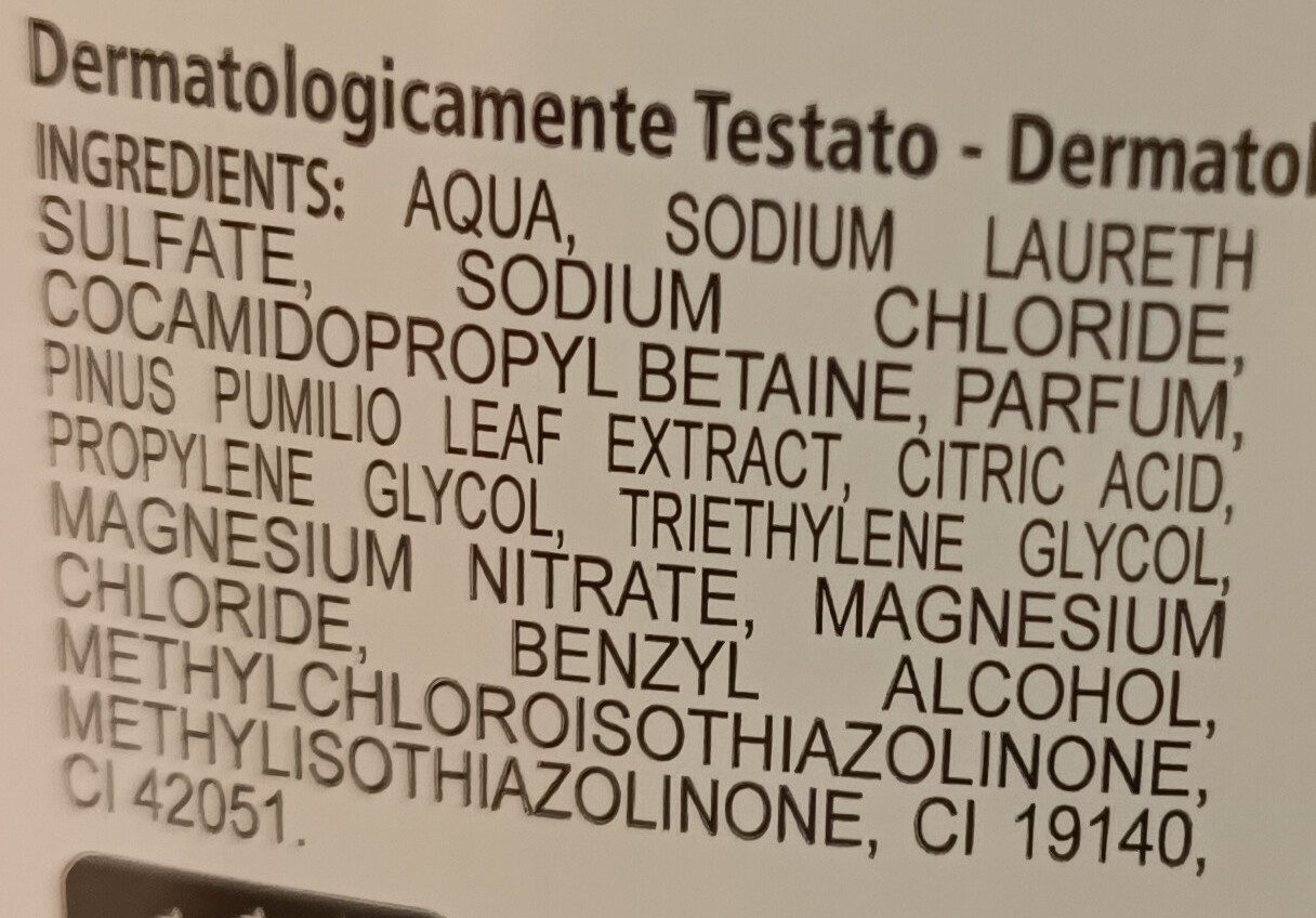 Bagnoschiuma Rinfrescante con estratto di Pino Mugo - Ingredientes - it