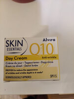 skin essentiails - Product - fr