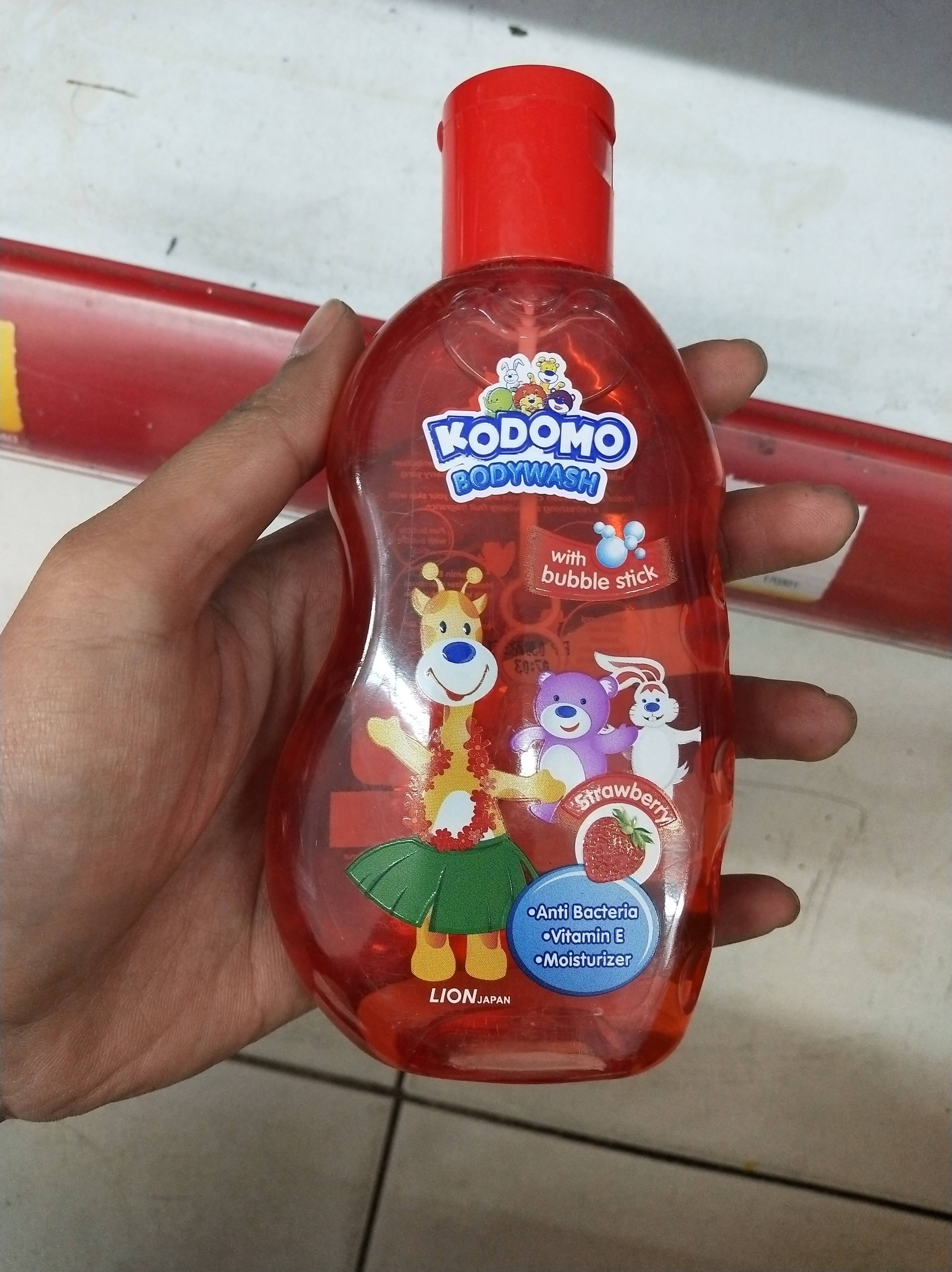 Kodomo B wash strawberry - Produktas - id